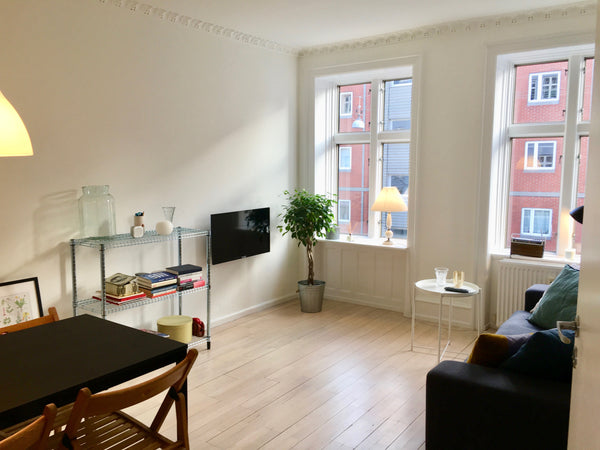 Cozy, light and clean apartment in the middle of Frederiksberg, Copenhagen. The  Frederiksberg, Denmark Cozy apartment in Copenhagen (Frederiksberg) Entire rental unit vacation rental 23557590