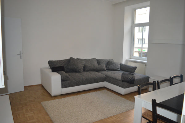 Von dieser zentral gelegenen Unterkunft aus seid ihr in Nullkommanichts an allen  Nette Altbauwohnung nur 10 min von der City Entire condo vacation rental 629290567084926153