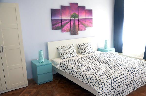 Welcome to my fully refurbished, bright and centrally located apartment with a v Prague, Czechia Large 3RMs Family Suite in the City Center 115sqm Entire rental unit vacation rental 14573924