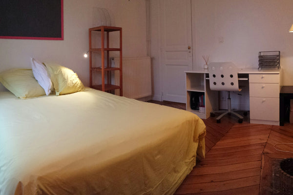 Nous louons une chambre dans grand appartement situé Porte d'auteuil. <br />C'es Paris, France Cosy room near to RG and Parc des Princes Private room in rental unit vacation rental 3641494