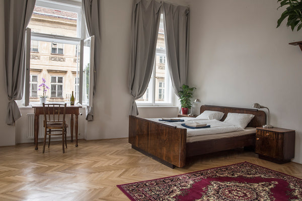 Beautiful and completely renovated flat in a historic, heritage-protected buildi Prague, Czechia 150m2 Lux. Flat - Castle View, Breakfast incl. Entire rental unit vacation rental 19706602