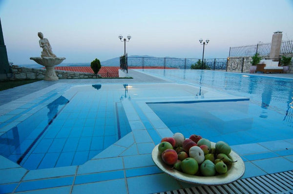 Vergis Epavlis Luxury Suites in Heraklion Crete Greece is a new concept venue fo Heraklion, Greece Rafkos Suite - Vergis Epavlis Entire rental unit vacation rental 50227558