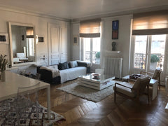 Very nice, spacious apartment on the 5th floor of quiet building. <br />Close to Paris, France Perfectly located 86m2 - Family friendly! Entire rental unit vacation rental 5519301