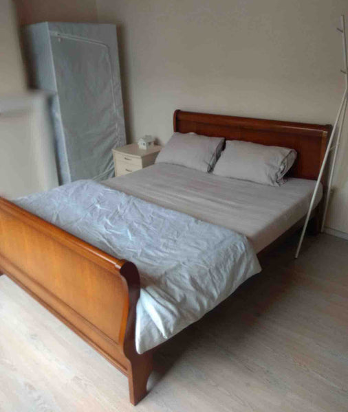 You will enjoy easy access to everything in Gent from this centrally located pla  Lovely bright room with double bed near centre Private room in townhouse vacation rental 51007977