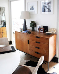 Charming and very calm one bedroom flat in the heart of the 6th arrondissement w Paris, France Stunning flat in Saint Germain Entire rental unit vacation rental 6866072