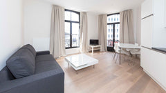 The whole group will be comfortable in this spacious and unique space.<br /><br  Brussels, Belgium Centrical 1 bedroom apartment in Brussels -4P Entire rental unit vacation rental 681903849200474649