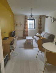 Bel appartement de 35 m2, au 3e étage, calme et sans vis à vis au coeur du quart Caluire-et-Cuire, France Bel appartement au calme avec parking Entire rental unit vacation rental 708386178374895467