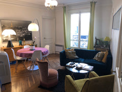 Idéal pour des week-ends entre amis dans la ville de l'amour, du luxe et du bon  Paris, France A peacefull and very well located bedroom Private room in rental unit vacation rental 23302297