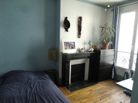 Au cœur de Paris à 5' de Montparnasse.<br />Je loue la chambre de mon fils étudi Paris, France Chambre charmante Montparnasse à 5' Private room in rental unit vacation rental 12897069