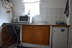 Lugares de interés: Muy cerca de Monmartre y el Canal San Martín. <br />Fácil de Paris, France Belle Chambre de Bonne en Paris 10 Private room in rental unit vacation rental 15148422