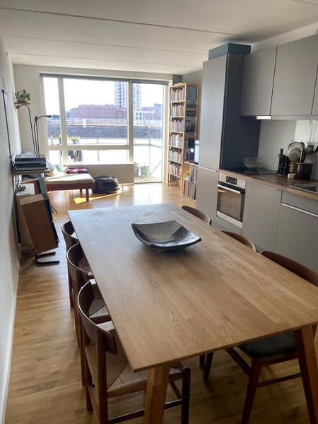 Visit our spacious and bright 2-bedroom apartment with direct access to one of t Copenhagen, Denmark Bright and big - direct access to roof top terrace Entire rental unit vacation rental 662910947722306385