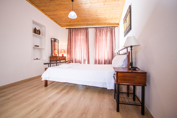 big house near the port of chania. there is parking near the apartment.<br /><br Chania, Greece splatzia Entire home vacation rental 5624491