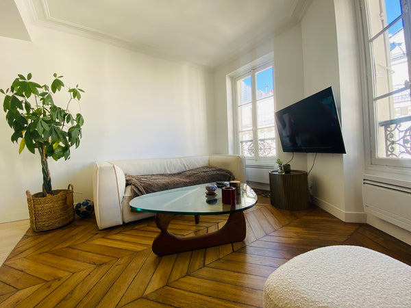 Elegant and central flat. Center of the Batignolles area. <br /><br />Flat is co Paris, France Lovely flat in Batignolles - center of Paris Entire rental unit vacation rental 9982590