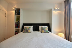 Un studio très agréable à vivre et idéalement situé en plein centre de Bruxelles Brussels, Belgium Studio "Caramel" near Grand-Place Entire rental unit vacation rental 7596449