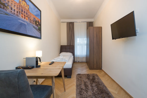Hab Spaß mit der ganzen Familie in dieser stilvollen Unterkunft. Vienna, Austria Schönbrunn Room Top 1 Entire rental unit vacation rental 572875485339667911