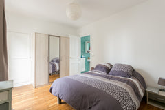 Beautiful sunny flat of 40sqm, ideally located, 10 min walk from the Eiffel Towe Paris, France Lovely 2-bedroom near Eiffel Tower Entire rental unit vacation rental 11271104