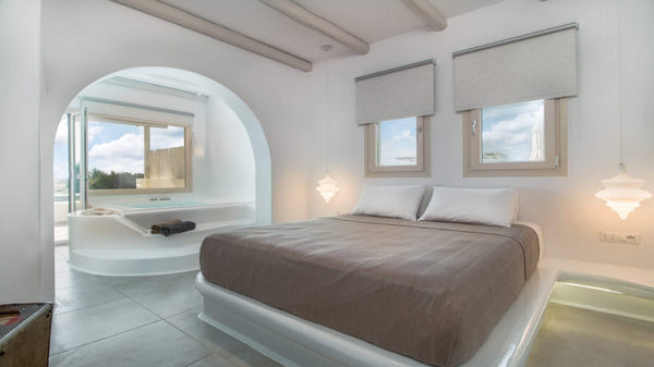 Just 300 metres From Laguna Beach, are located 1,4km from Naxos Town and 2,1km   Naxos, Greece Skyline Villa One Bedroom With Private Jacuzzi Entire villa vacation rental 17916472