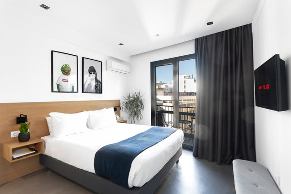 Conveniently located in the lively Psirri neighborhood of central Athens, PÁME H GR PAME House - Superior w/ balcony - Near Acropolis Room in boutique hotel vacation rental 35003329