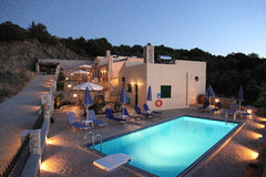 Οι πολυτελείς κατοικίες Metoxi villas είναι ιδανικές για τις διακοπές σας στην Κ Rethimnon, Greece Metoxi Villas Entire villa vacation rental 5520282