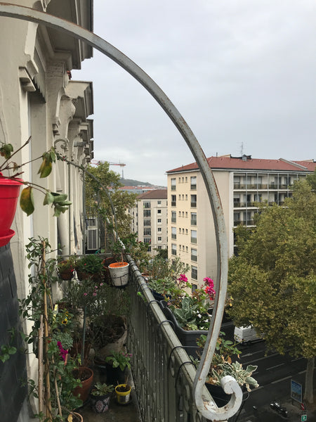 The apartments is at the last floor of the building (with an elevator). It’s ver Lyon, France Cosy room in a luminous flat Private room in rental unit vacation rental 39167450