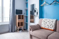 Our studio is ideally situated in one of the most elegant districts of Paris: 2  Paris, France Renovated studio Parc Monceau/Champs-Elysées Entire rental unit vacation rental 16504116