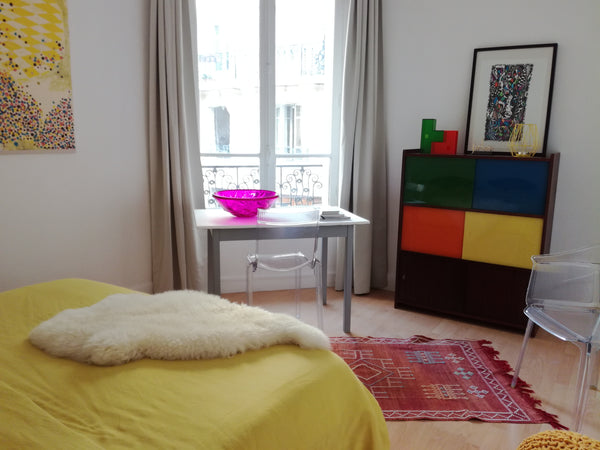 450m to Paris Expo. Ideal for a few days stay in Paris, in a safe and quiet area Paris, France Large studio Porte de Versailles / Paris Expo Entire condo vacation rental 28960098