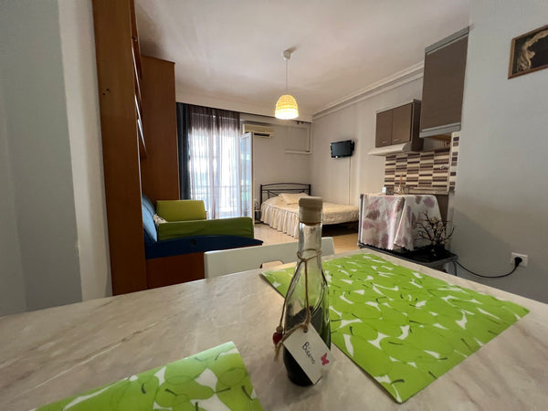 Enjoy a full of style experience in this very well equiped central apartment!<br Thessaloniki, Greece Cozy studio in the center of Thessaloniki-Hellexpo Entire condo vacation rental 712937787136251056