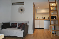 Espace bureau pour personne venant travailler sur Paris et y dormir . L appartem Paris, France Studio à la Bastille Entire rental unit vacation rental 12627491