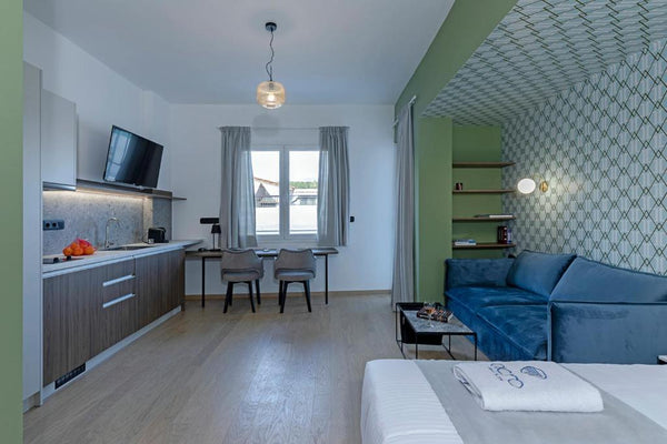 This type of room, concerns an apartment with a window on the main façade of the GR Queen Studio Acropolis View by Acro Urban Suites Room in aparthotel vacation rental 49766772