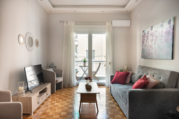 Stay in comfort in this 2 bedrooms, sunny, peaceful and spacious apartment two s Athens, Greece New 5* Lovely Apt in Koukaki at Acropolis & Metro Entire rental unit vacation rental 51684162