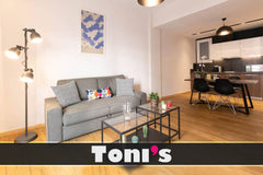 Enjoy the warm & lively design edited with modern Greek temperament. Close to al Athens, Attica, Greece Toni's - 2BD Cute Apartment in Koukaki Entire rental unit vacation rental 30027258