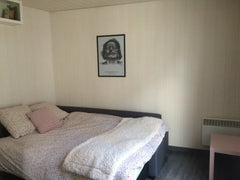 Fully equipped studio with a double bed. If you like wine and cheese (I'm sure y Paris, France Unicorns Nest in super area of Paris Entire rental unit vacation rental 11121555