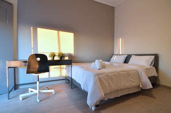 A minimal retire apartment on the 5th floor, in the center of Kypseli, one of th Chalandri, Greece A minimal retire at Kypseli with an amazing view Entire rental unit vacation rental 573516613260640973