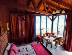 Apartment Elli is a two bedroom penthouse at the top of the building of Hotel Mo Greece Appartment Elli Room in hotel vacation rental 31207560