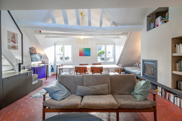 Enjoy living in a contemporary designed by the architects Leopold&Fauconnet apar Paris, France Heart Marais, with air conditioning Entire rental unit vacation rental 4507287