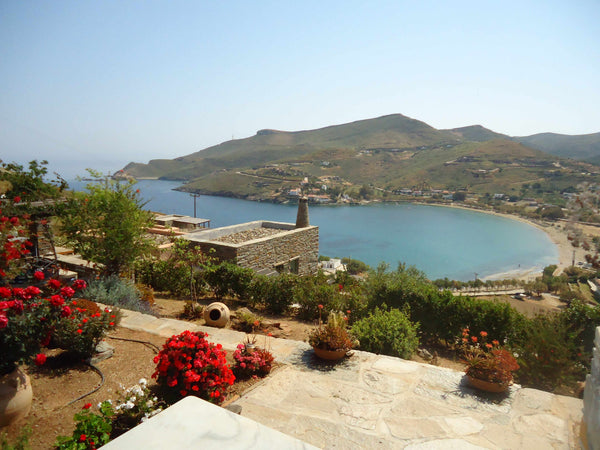Our cozy and spacious Studio is set on the ground level of our summer house, wit  Cozy Studio with amazing sea views over Otzias-Kea Entire guesthouse vacation rental 30700742