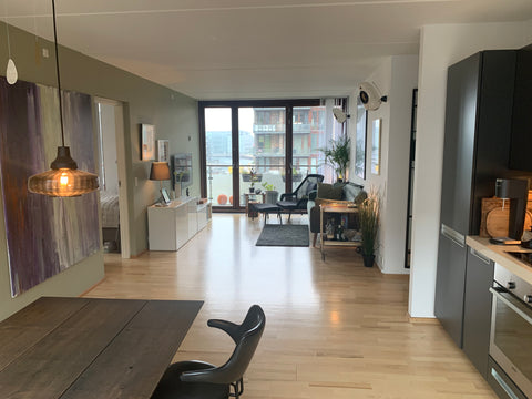Boligen er beliggende på Teglholmen med kort afstand til København centrum og gr Copenhagen, Denmark Lys og rummelig lejlighed Entire rental unit vacation rental 39515193