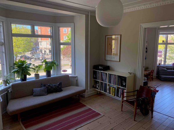 Lån vores lækre herskabslejlighed i den fede del af Vesterbro. Dejligt køkken al Copenhagen, Denmark Lækker lys lejlighed på Vesterbro Entire condo vacation rental 623241616517619647