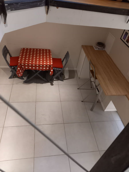 Bienvenue dans ce studio Idéal pour séjours professionnels. Sur la presqu'île en Écully, France Studio 1 quartier Ste Blandine Entire rental unit vacation rental 51859222