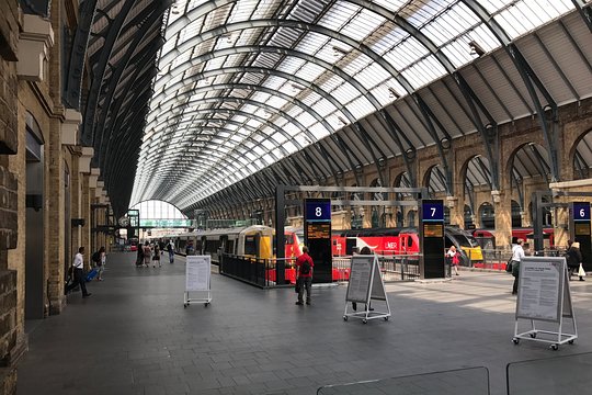 Private transfers between City Airport King's Cross St Pancras Train Stations  Private Tours and Travel Guide Europe London CITY London Destination Tour