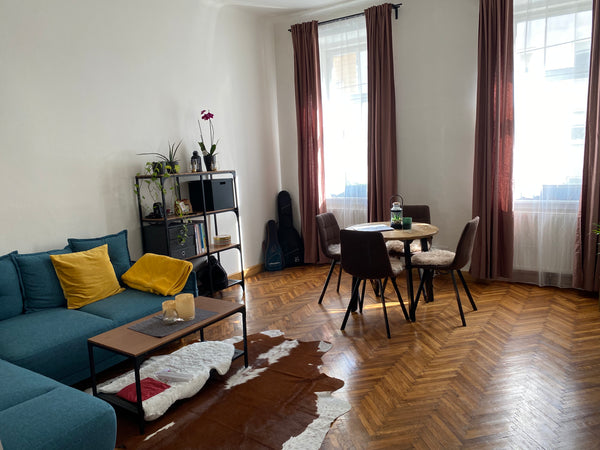 A piece of home for a few days somewhere else?<br /><br />Currently I am a stude  Comfortable room in central old building apartment Private room in rental unit vacation rental 583871319066141922