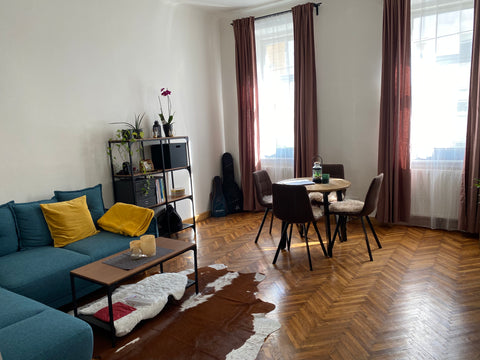 A piece of home for a few days somewhere else?<br /><br />Currently I am a stude  Comfortable room in central old building apartment Private room in rental unit vacation rental 583871319066141922