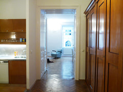 For visiting it is in a perfect spot!<br /><br /><b>The space</b><br />Nice appa Vienna, Austria Central Apartment near Naschmarkt Entire rental unit vacation rental 799342