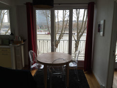 Modern apartment located right in front of the Seine. Perfect for couples, spaci Paris, TX Spatious flat in front of the Seine Entire rental unit vacation rental 10955696