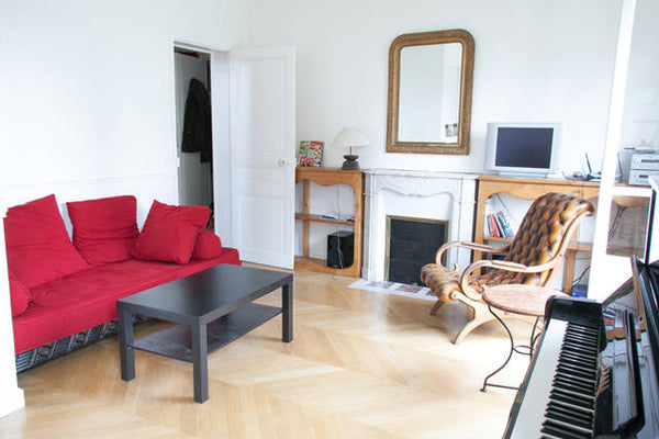 Hello everyone, I am subletting my room for a few days while I will be travellin Paris, France Sunny bedroom in a lovely flat Private room in rental unit vacation rental 9720387