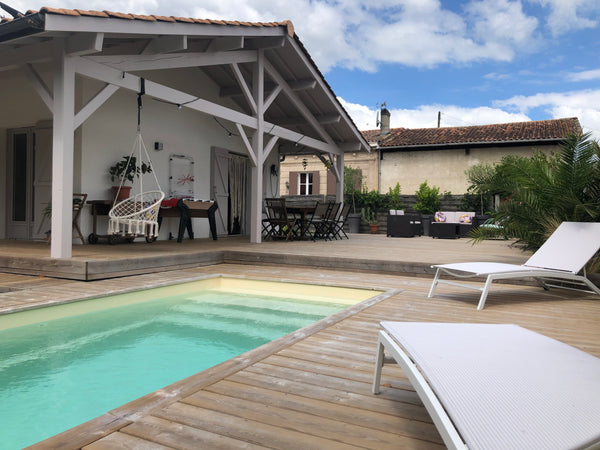 Maison familiale et fonctionnelle de plein pied de 110 m2 sur 800 m2 de parcelle Saint-Médard-en-Jalles, France Maison familiale avec grande terrasse et piscine Entire home vacation rental 38659395