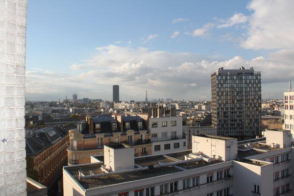 In a 70's style building, the appartement is located right by Place d'Italie.<br Paris, France Amazing view of Paris, 13th arrondissement Private room in rental unit vacation rental 16064549