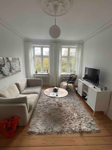Located in the city center the apartment is really cossy and confy. The room is  Copenhagen, Denmark city center and park view apartment /room Private room in rental unit vacation rental 53301185