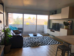 Au sein d’une résidence calme et arborée vous pourrez profiter d’un appartement  Lyon, France Appartement lumineux et calme à Monplaisir! Entire rental unit vacation rental 40152842