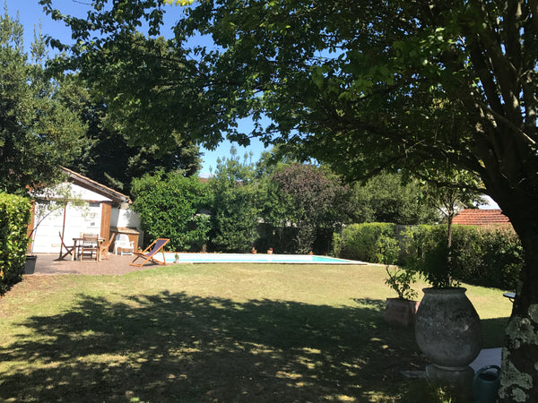 Une maison très agréable pour prendre du bon temps et très bien située pour visi Villenave-d'Ornon, France Maison  à 15 mn du centre ville de Bordeaux Entire home vacation rental 32972578